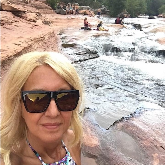 Meet your Posher, Fiona - Picture 5 of 7